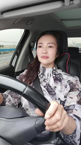 你可以不开但你得会开车