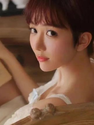 酒心巧克力超级无敌好吃,独立包装随时可以来几个#酒心巧克力#巧克力#好吃经济实惠#老少皆宜