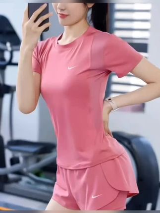 奥莱精选户外运动套装女夏季跑步速干健身短袖透气晨跑瑜伽服训练#户外运动套装#夏季跑步速干健身短袖#瑜伽服,训练服