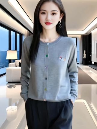 #高级感穿搭 #时尚气质穿搭 #时尚潮流 #洋气小衫 #穿搭穿搭 @抖加🔥上热门🔥dou+🔥热点宝 @DOU+小助手