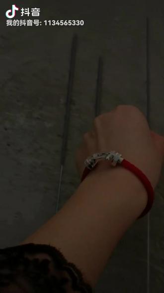 用5根仙女棒摆出来的爱心❤#仙女棒烟花拍照教程 #爱心烟花 #过年就用仙女棒这样拍超酷 #请你看不一样的烟花