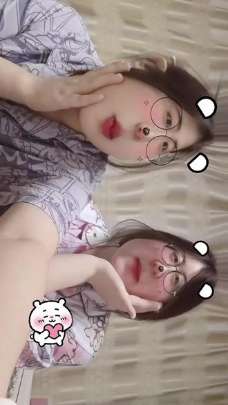 生日快乐,我最最最最最最爱的小欣欣,希望你一直幸福!永远快乐!你永远值得最好的!#闺蜜日常 #生日礼物 #立体书机关 #友谊