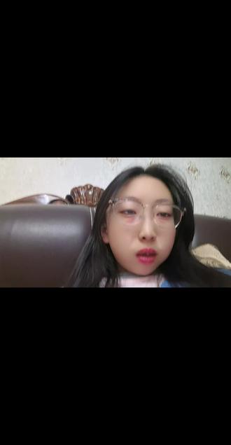 包括唱歌跳舞啥的除了吐槽家庭也没啥事了感觉生活很绝望主包打算死一死 byebye 各位亦菲们多多保重🤚(有想陪我一起死的也可以来找我时间不会太长了如果官方不推流那么只能等到我死后才能有人看到这条视频了😔)