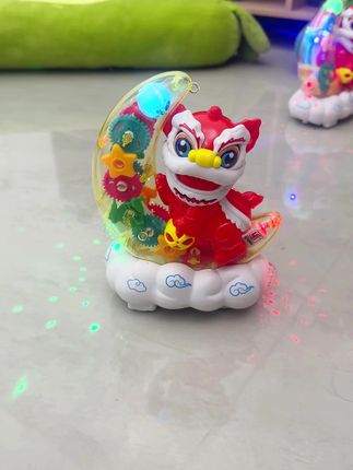 姑姑送的小舞狮玩具成功把宝宝给吸引住了,一下午陪着他在客厅玩了好久,整个乐开了花💕💕#哄娃神器 #小朋友玩具 #宝宝玩具 #儿童玩具 #玩具推荐