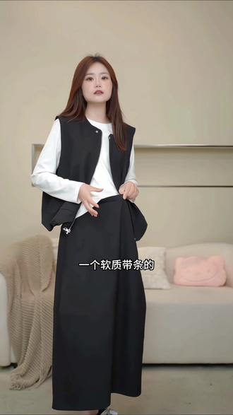 春夏胖mm韩版宽松圆领无袖马甲裙三件套显瘦气质套装8840#小个子女生 #黑色系穿搭 #风衣穿搭 #春日穿搭 #通勤