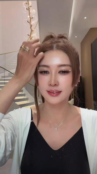 盈公主感觉要控制一下小姐夫#盈公主#纳迪尔#不要乱花钱 #生活 #节俭持家 @ @抖音小助手 @DOU+小助手