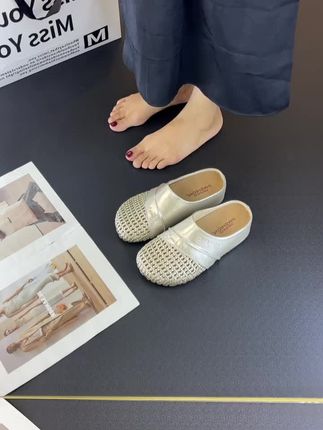 #厚底 #内增高 #夏季爆款 夏季爆款软底软面不累脚休闲凉拖鞋