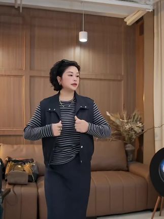 #秋季清冷感白月光穿搭 #微胖女生 #这么穿显瘦20斤 #谁穿谁好看系列 #洋气穿搭