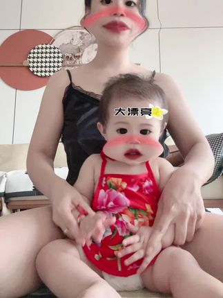 库存#自信与不自信的区别 #宝宝 #手势 #小苹果 #抖音热歌