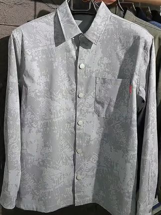 一件衬衫外套,开启秋日时尚璀璨之旅,不挑身材,韩版潮流扎染元素,上身帅气显瘦百搭,多色可选,轻松驾驭#衬衫外套 #衬衫控 #男士衬衫 #衬衣 #大码男装