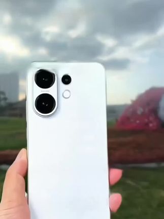 #数码产品 #数码科技 #智能手机 #高端大气 这款ⅤiVOS30智能手机高颜值国家产品牌质量值得信赖!