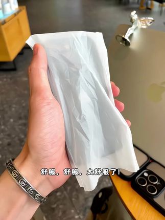 极简风磨砂透明壳,不沾指纹和手汗,手感超棒的!#手机壳 #种草好物 #防摔手机壳 #苹果手机壳 #高级感
