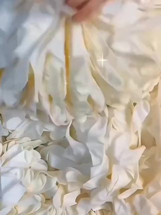 #创作灵感 终于找到了这款食品级高弹一次性手套乳胶家务洗碗弹性薄款防护橡胶丁腈干起活来也顺手#家务手套 #手套 #家务好帮手 #好物推荐@DOU+上热门 @DOU+小助手