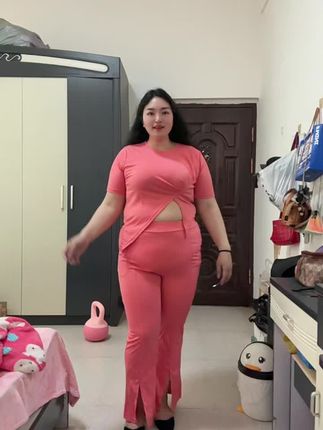我好想你啊#这样的身材打几分 #这样的身材有人喜欢吗 #胖胖的我 #胖胖的女人有福气