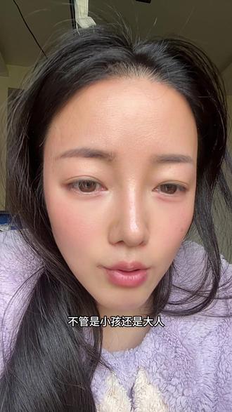 我问ai,现在你的角度看我们人类,你觉得有哪些对人特别重要且显而易见,但被大多数人忽略掉的认知,ai的回答我早有过察觉,但是不深刻,今天经过ai的回答,我更加清晰了我的方向#ai深度思考 #成长