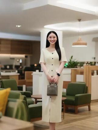 #气质女神穿搭 #女人味穿搭 #时髦穿搭 #引领时尚潮流 #显瘦减龄穿搭