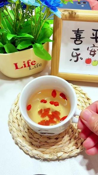 枸杞泡白醋,居然这么厉害#养生#健康养生 #枸杞泡白醋#枸杞#养生知识