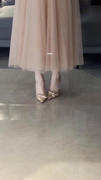 简直太美了,既可以日常穿又能当婚鞋的一双#婚鞋#高跟鞋