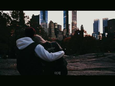 “什么是朋友 是只有一个面包也会分我一半的这就是朋友”#情绪短片 #拍出电影感 #抖音青年创作者计划 #insanitycrew