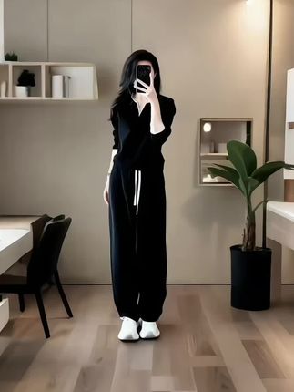 轻奢气场强大女装运动套装爆款2025春秋新款洋气休闲高级感两件套#抖音推广 #我要上热们 抖音小助手热门推荐