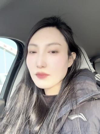 还得是过年感冒啊,要不然我都不知道我一次性能打四个喷嚏🤧