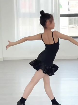 拉丁舞服女儿童新款吊带上衣亮片大摆裙套装表演出练习功服