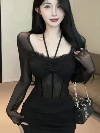 秋冬名媛性感镂空长袖包臀连衣裙辣妹气质挂脖收腰显瘦夜场包臀裙#气质好穿搭 #漂亮的裙子