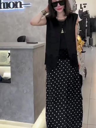 #时尚穿搭 #洋气减龄 #时尚套装穿搭