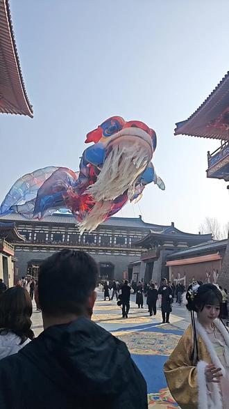 襄阳唐城鳌鱼迅游彩排 襄阳唐城鳌鱼迅游彩排巡游如跃龙门,太好看了#文物古迹 #行走在襄阳城