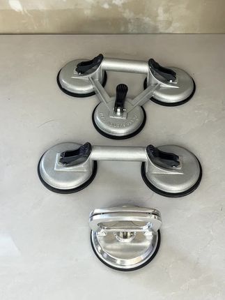 #瓷砖吸盘 #实用好物 #瓦工铺贴瓷砖 #瓦工工具 #墙砖铺贴方法