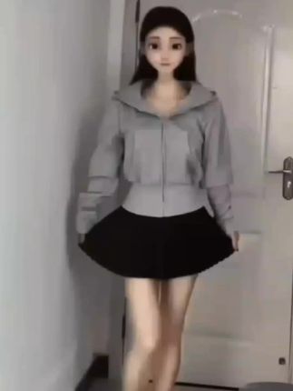 #短款外套 #时尚穿搭 #气质女神 #连帽卫衣 #连帽外套