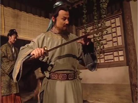 空有一身好武艺 却无一腔男儿血 #林冲
考试的时候 我忘记了窝囊怎么写 于是写了林冲