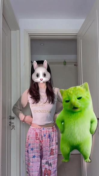 不会扣🐻?邪修方法教程教会你~ #grr手势舞 #小鸡舞挑战 #舞蹈教程简单易学