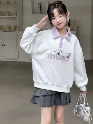🌟 ・ 𝗕𝗹𝗶𝗻𝗴𝗯𝗹𝗶𝗻𝗴 ⊹꙳✧ .超洋气秋款时髦的童装🧣 让小小脚步👣也跟上潮流的步伐👻#生女儿就要这样穿 #秋季新款 #高品质童装 #卫衣搭配 #童装童品