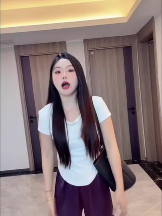 夏季高级感显瘦百搭醋酸缎面松紧高腰休闲裤