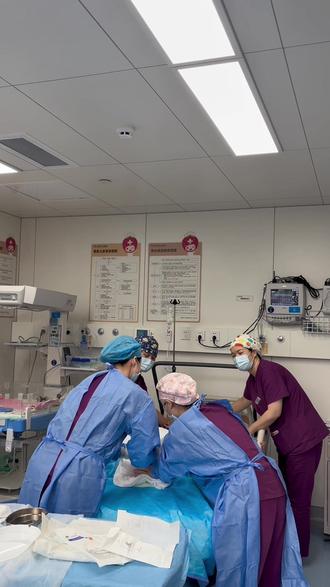 产房急救演练-肩难产