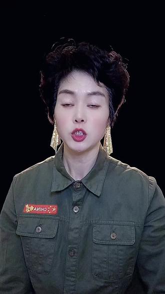 看见喜鹊展翅极为少见,愿你今后时来运转,逆境翻身#万物皆有灵性 #社会百态 #情感故事 #喜鹊 #灵性 @DOU+小助手