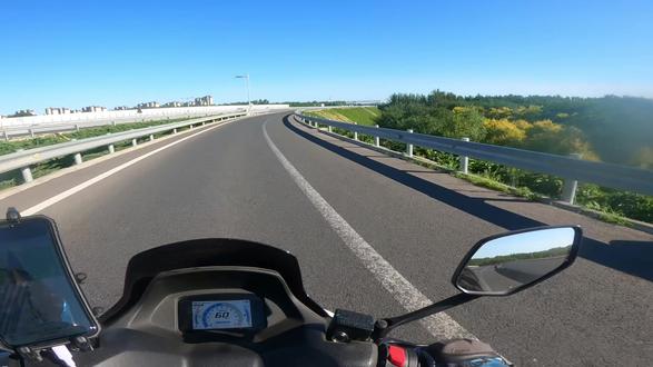 摩托车如何正确上高速#骑行vlog #摩托车上高速