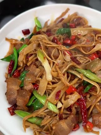 #好吃到停不下来 #美味下饭菜 #今天吃什么#脆嫩糯米笋#妈呀太香了