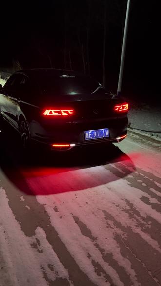 迈腾高端三色后杠灯 效果拉满 流水转向 夜间开锁扫描 踩刹车不爆闪 档次拉满#迈腾 #迈腾后杠灯