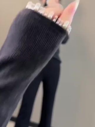 今年流行穿搭2025秋冬新款温柔风显瘦毛针织衫网红打底衫长袖上衣