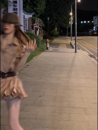 高智巴恩风高级感赫本风工装连衣裙收腰显瘦蓬蓬裙22668#穿出高级感的气质穿搭 #无限回购的宝藏单品 #显瘦显高显腿长 #裙子搭配 #连衣裙推荐
