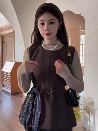 #今日穿搭 #韩系简约穿搭 #精致穿搭 #时尚搭配服装 #显瘦搭配