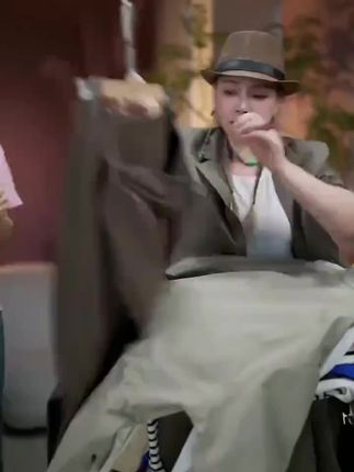 不规则假两件飘带阔腿裤女秋季设计感高腰显瘦百搭垂感直筒休闲裤#休闲裤 #休闲裤男 #休闲裤女 #休闲裤穿搭 #休闲裤推荐