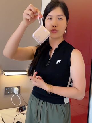 出门手机有电才有安全感!还好带着这个充电宝不担心没电烦恼!