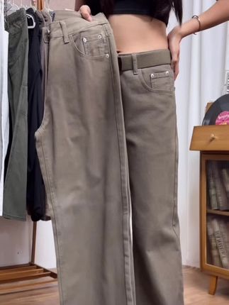 上身遮肉又显瘦,水洗工艺面料舒服又透气,不管怎么搭配都好看,简直帅到我心里去了!喜欢的兄弟们赶紧冲!#牛仔裤搭配 #面料舒适透气 #百搭神裤 #显高显瘦显腿长