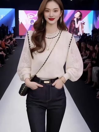 #秋季新款穿搭 #新款上新 #谁穿谁好看不分年龄段 #时尚气质显瘦百搭上衣 @@DOU+小助手