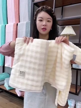 毛巾浴巾干发帽 吸水速干 珊瑚绒材质套装 浴室三件套#家居好物 #浴室三件套 #毛巾浴巾干发帽