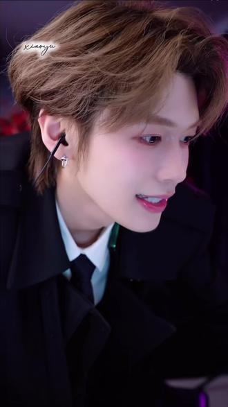 2026.2.14 凌晨4:14
祝家奈们情人节快乐~今晚的恩恩会更帅!期待一下吧@孙恩盛
#孙恩盛#孙恩盛直播录屏分享 #恩盛723#晚安吻#会陪你很久很久