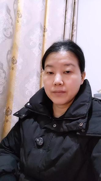 审美根本不是“欣赏美”,是让自己成为美的通道,那些满身名牌却眼神慌张的人,和穿着旧衣却自带光芒的人,差的不是钱,是那双能看见美的眼睛!@抖音小助手 #用抖音记录人生 #涨粉#上热门#独立思考#坚持356